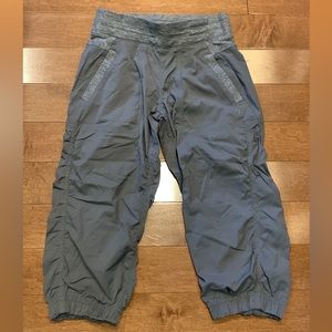 Ivivva studio crops size 8